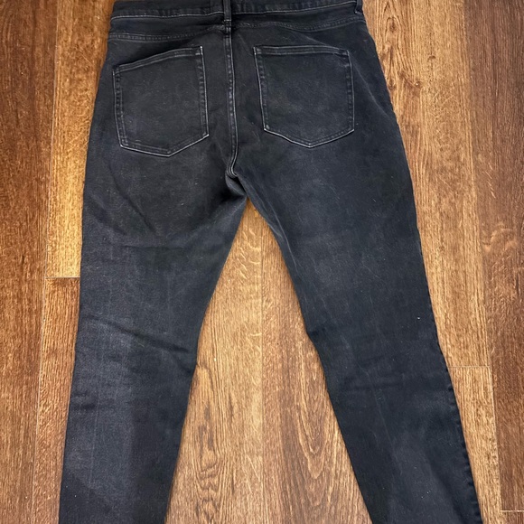 Everlane jeans 
31 Regular - Picture 3 of 4